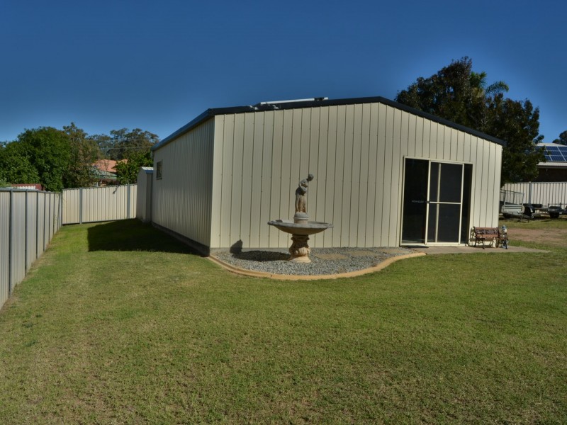 8 Emma Drive, Warwick QLD 4370