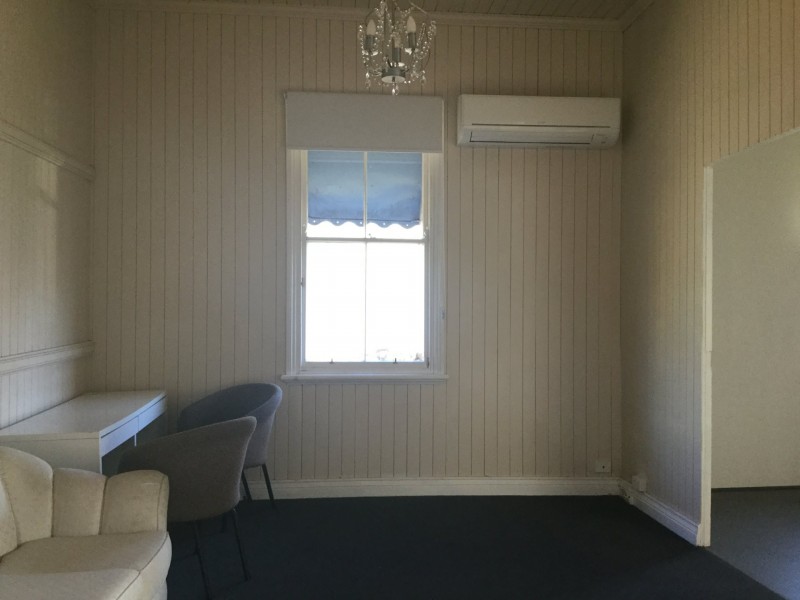 4 Frank Avenue, Warwick QLD 4370