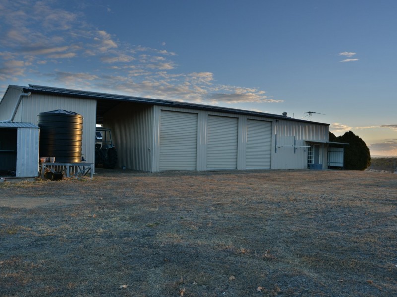 42 Careys Road, Emu Vale QLD 4371