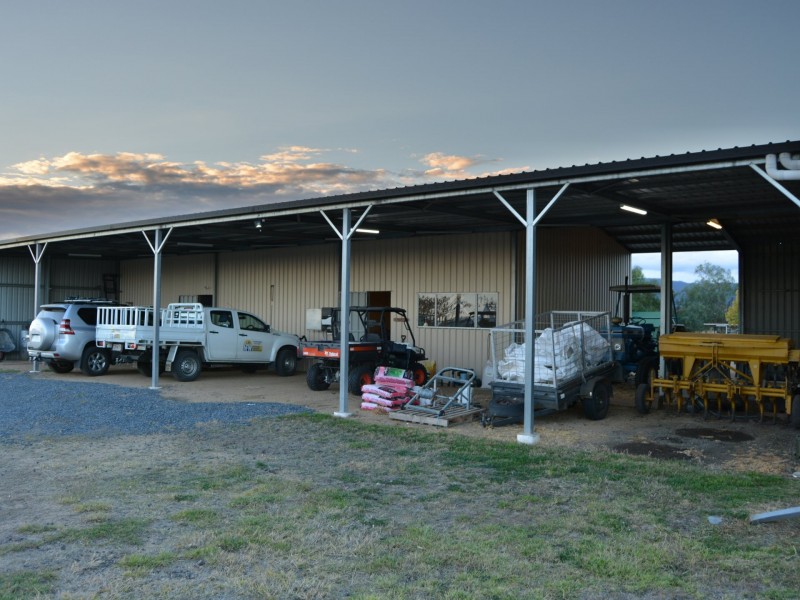 42 Careys Road, Emu Vale QLD 4371