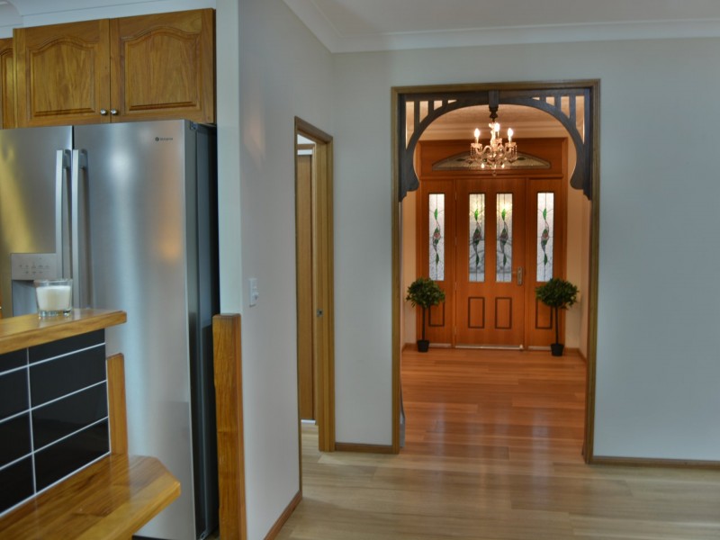 42 Careys Road, Emu Vale QLD 4371