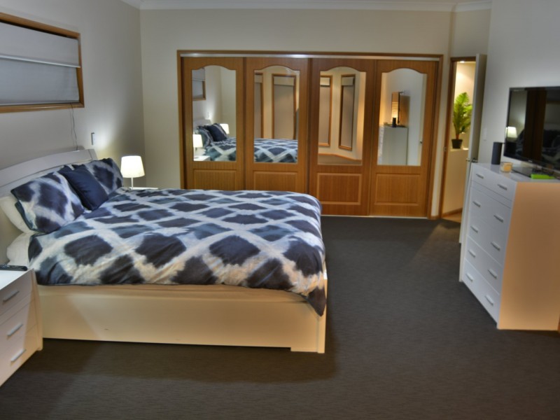 42 Careys Road, Emu Vale QLD 4371