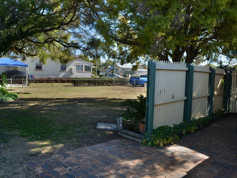 22 Forde Street, Allora QLD 4362