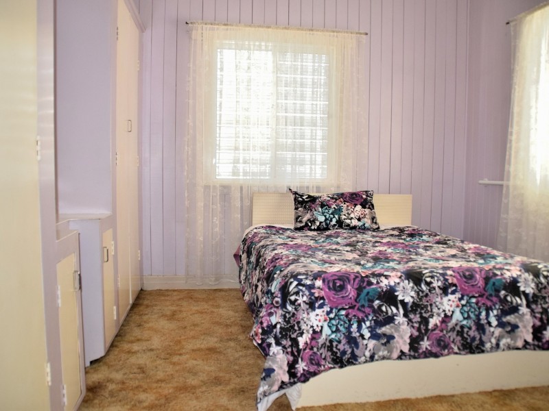 16 Wood Street, Warwick QLD 4370