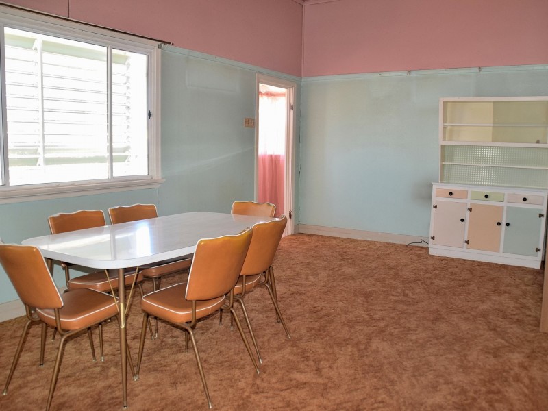 16 Wood Street, Warwick QLD 4370