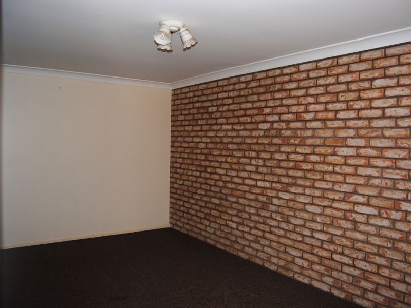 2/10 Dragon Street, Warwick QLD 4370