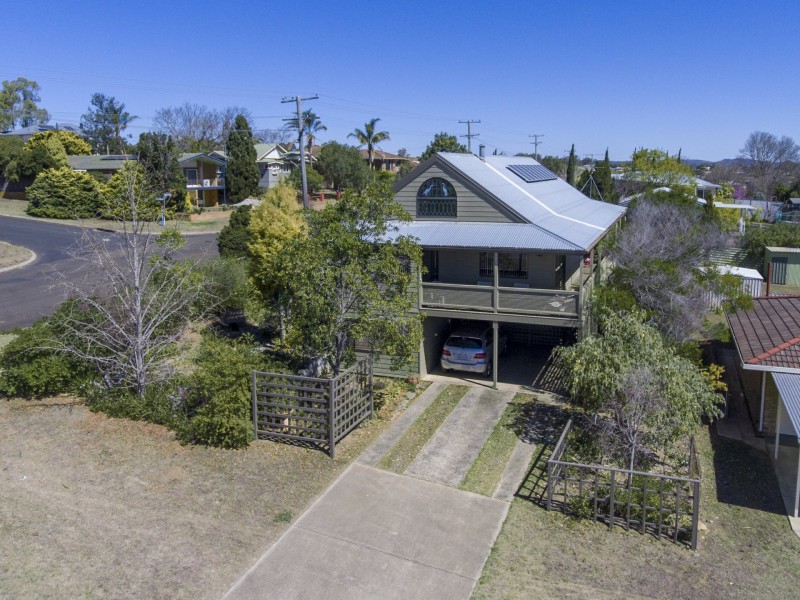103 Locke Street, Warwick QLD 4370