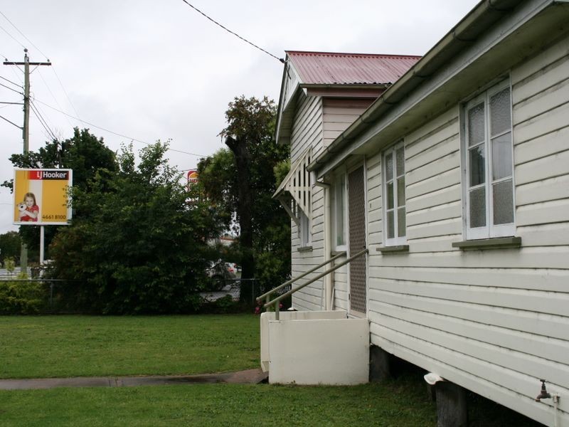 79 Albion Street, Warwick QLD 4370