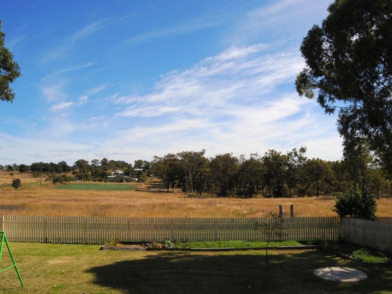 6 Peace Street, Warwick QLD 4370