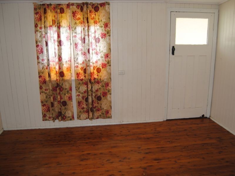 27 Pratten Street, Warwick QLD 4370