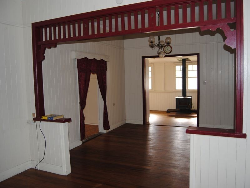 27 Pratten Street, Warwick QLD 4370