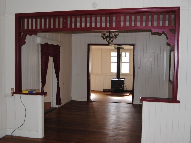 27 Pratten Street, Warwick QLD 4370