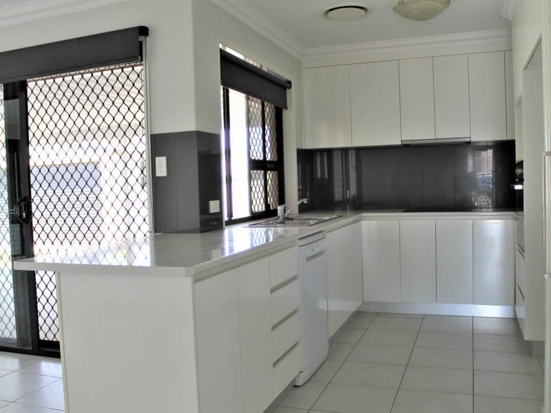 11 Himyar Drive, Warwick QLD 4370