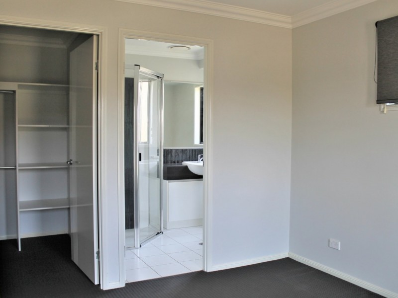 11 Himyar Drive, Warwick QLD 4370