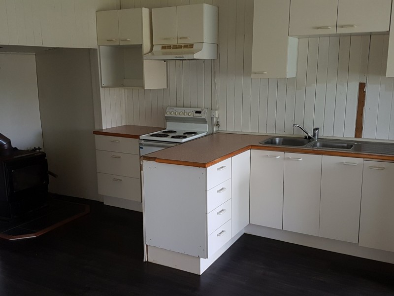 4205 Leyburn Cunningham Road, Wheatvale QLD 4370