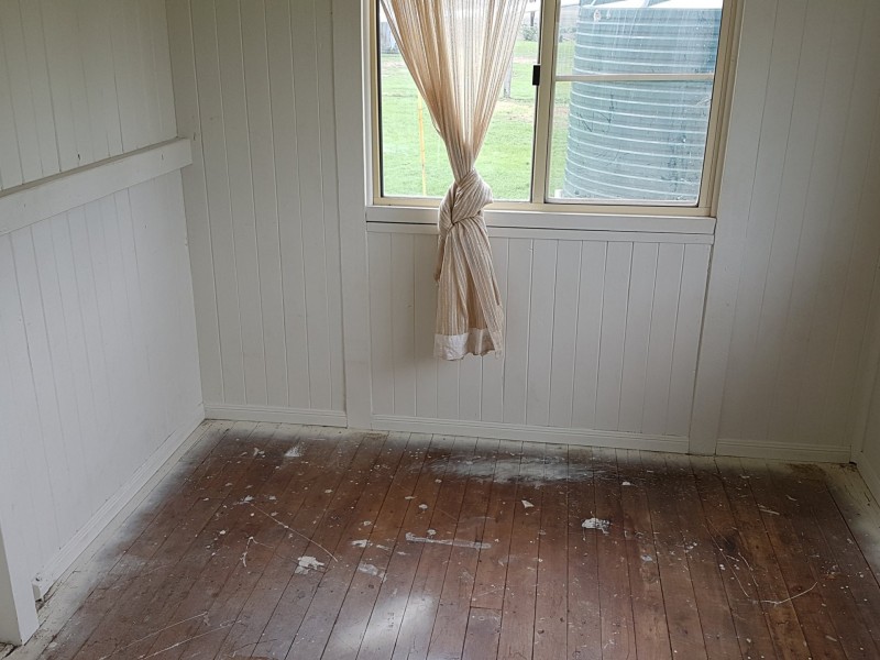 4205 Leyburn Cunningham Road, Wheatvale QLD 4370