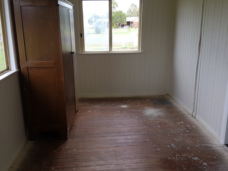 4205 Leyburn Cunningham Road, Wheatvale QLD 4370