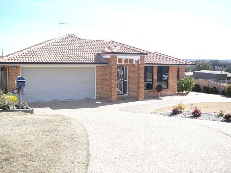 30 Boronia Drive, Warwick QLD 4370