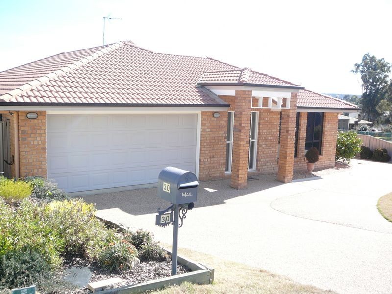 30 Boronia Drive, Warwick QLD 4370