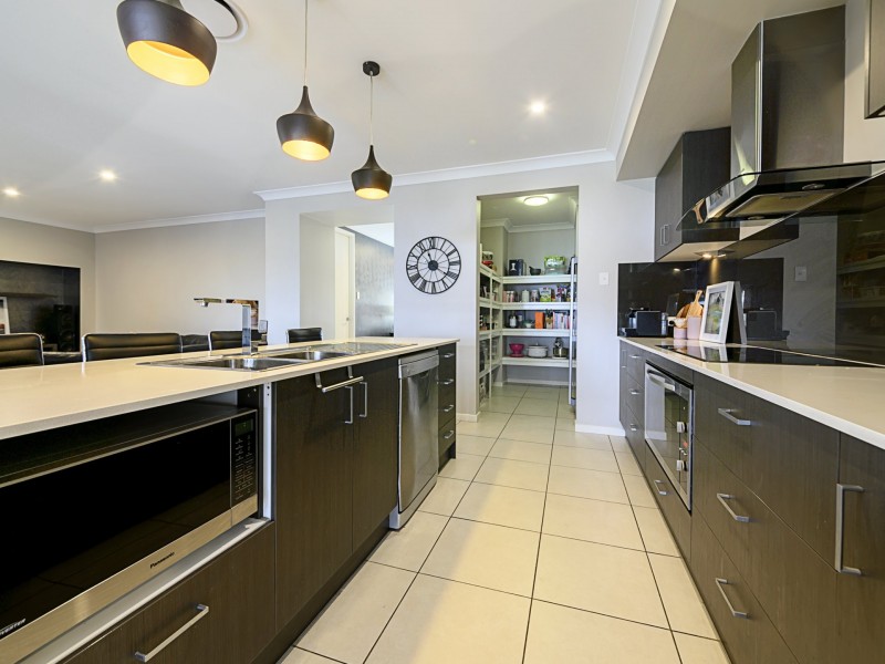 195 Ogilvie Road, Warwick QLD 4370