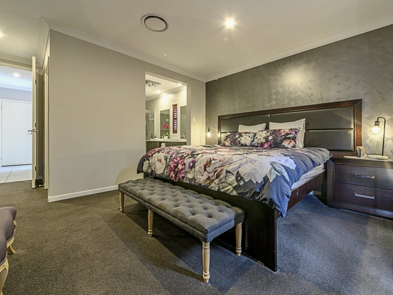 195 Ogilvie Road, Warwick QLD 4370