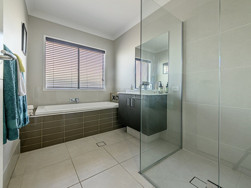 195 Ogilvie Road, Warwick QLD 4370