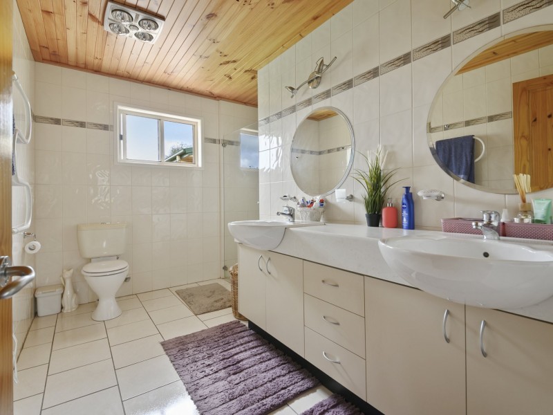 83 Lochiel Road, Dalveen QLD 4374