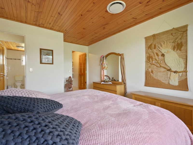 83 Lochiel Road, Dalveen QLD 4374