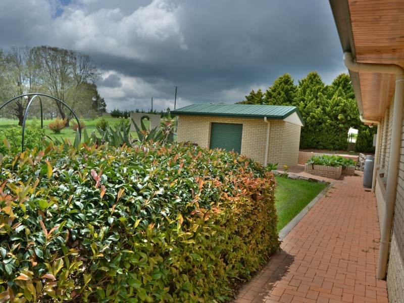 83 Lochiel Road, Dalveen QLD 4374