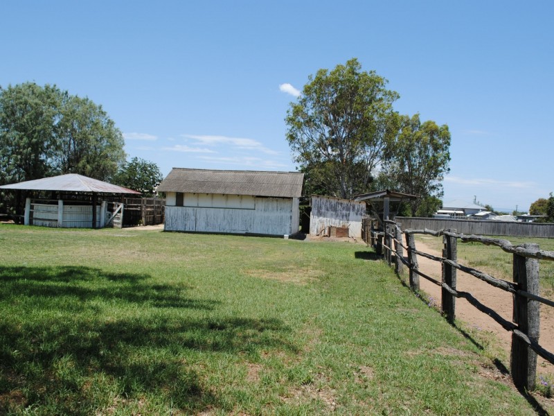 10 Wood Street, Warwick QLD 4370