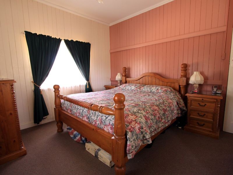 15 Willi Street, Warwick QLD 4370