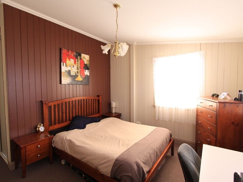 15 Willi Street, Warwick QLD 4370