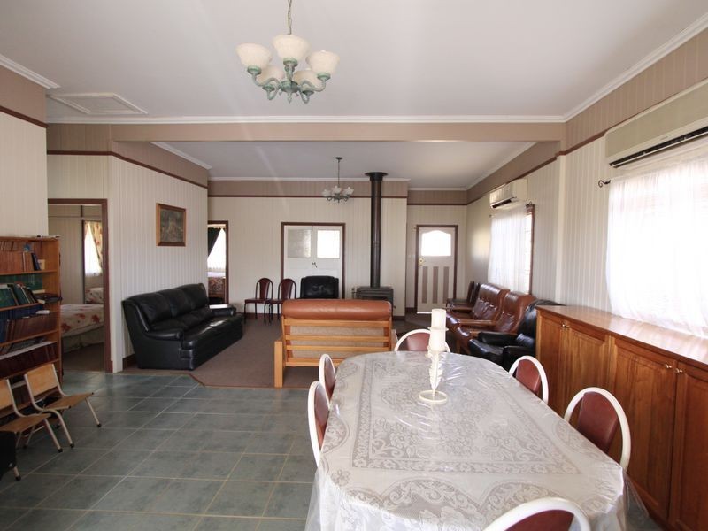 15 Willi Street, Warwick QLD 4370