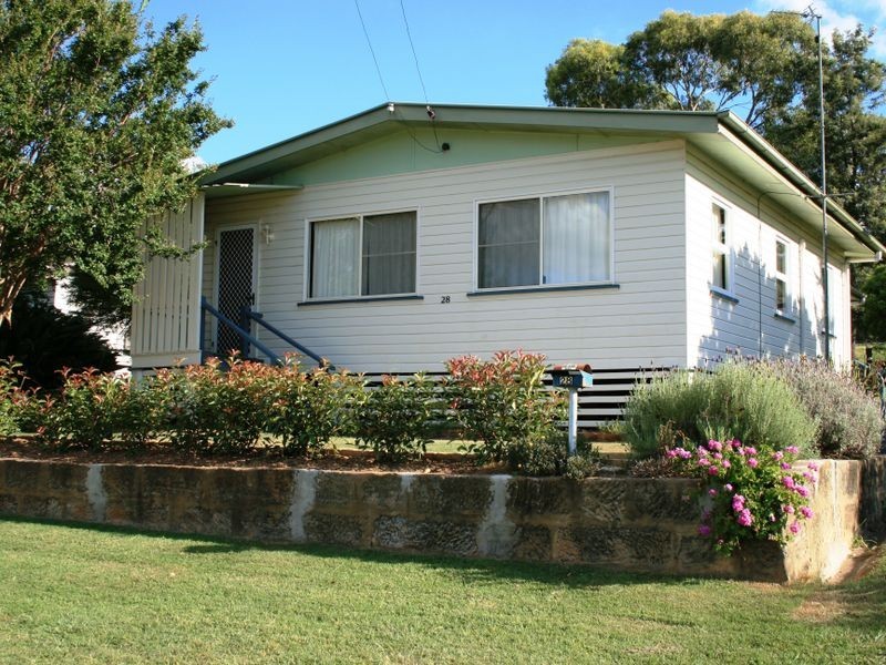 28 High Street,, Warwick QLD 4370