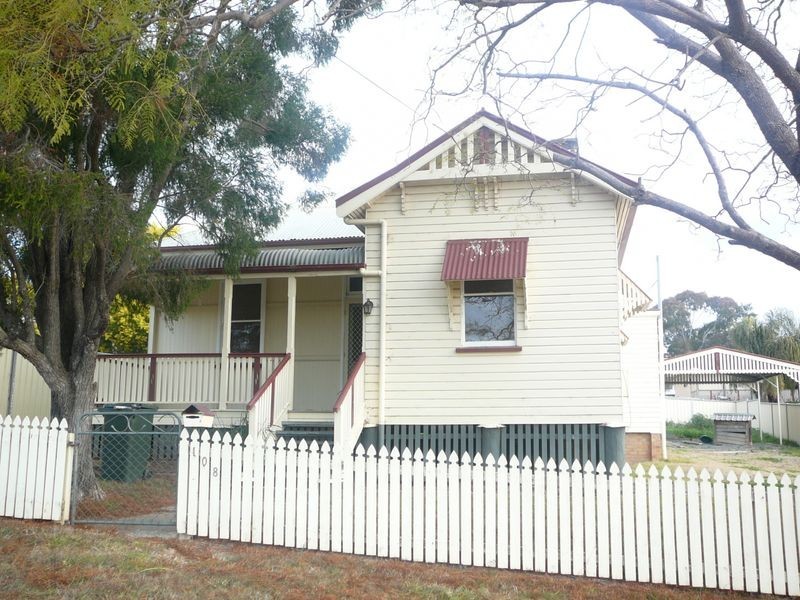 108 Locke Street, Warwick QLD 4370