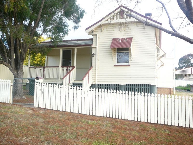 108 Locke Street, Warwick QLD 4370