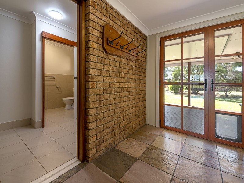 2 South Street, Allora QLD 4362