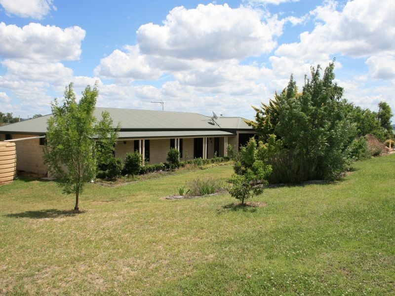 8-10 Henry Evans Drive, Warwick QLD 4370