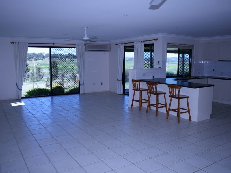 8-10 Henry Evans Drive, Warwick QLD 4370