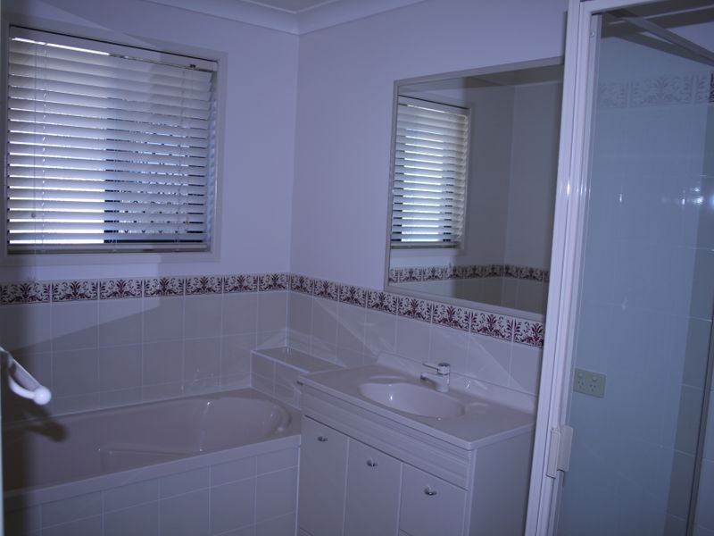 8-10 Henry Evans Drive, Warwick QLD 4370