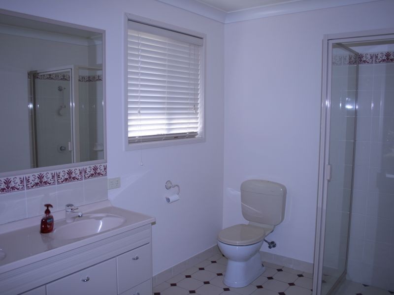 8-10 Henry Evans Drive, Warwick QLD 4370