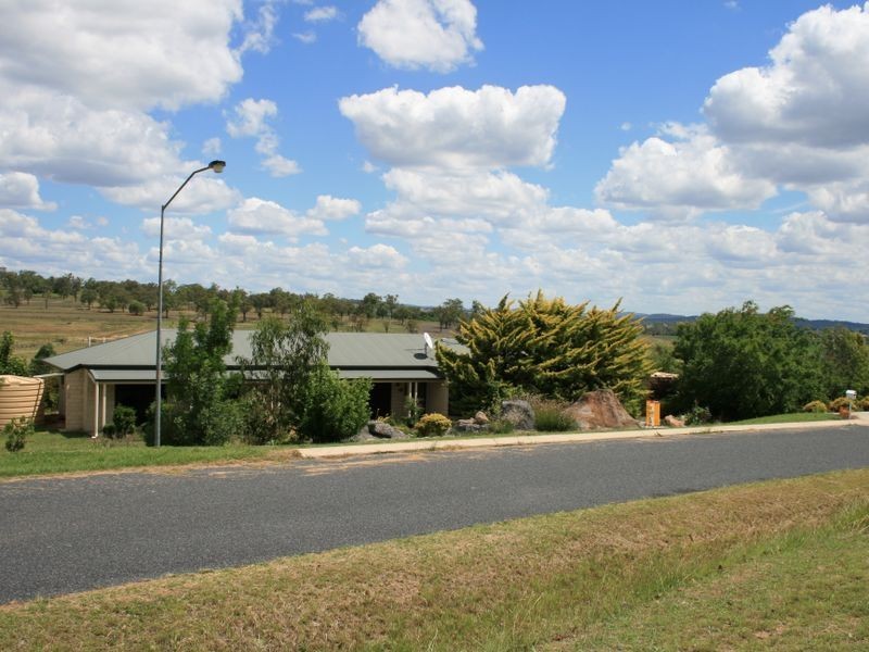 8-10 Henry Evans Drive, Warwick QLD 4370