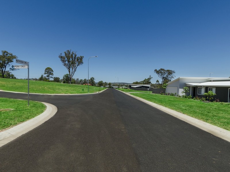 1 Pera Crescent, Warwick QLD 4370