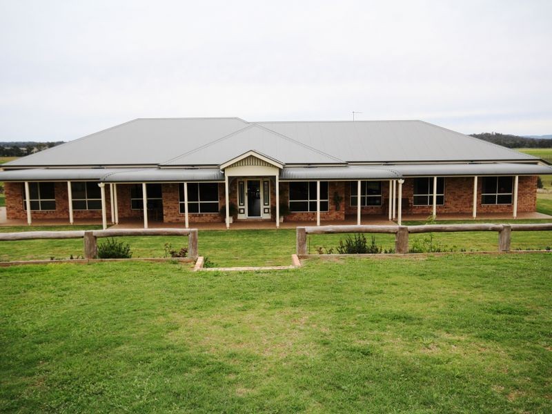16 Condavale Drive, Warwick QLD 4370