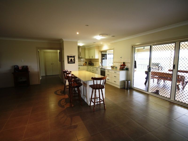 16 Condavale Drive, Warwick QLD 4370