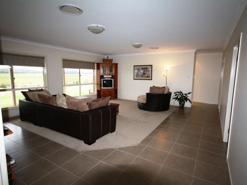 16 Condavale Drive, Warwick QLD 4370