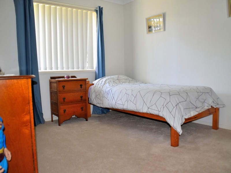 8 Johnson Street, Rosenthal Heights QLD 4370