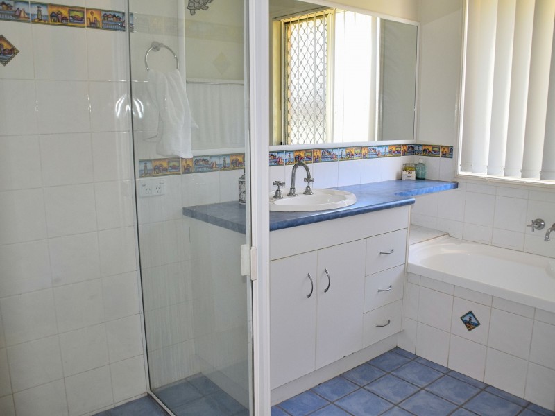 8 Johnson Street, Rosenthal Heights QLD 4370