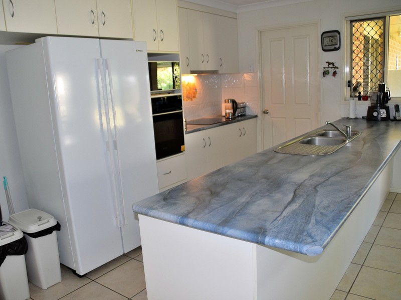 8 Johnson Street, Rosenthal Heights QLD 4370