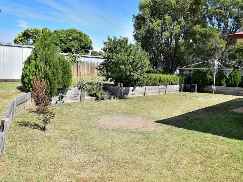 8 Johnson Street, Rosenthal Heights QLD 4370